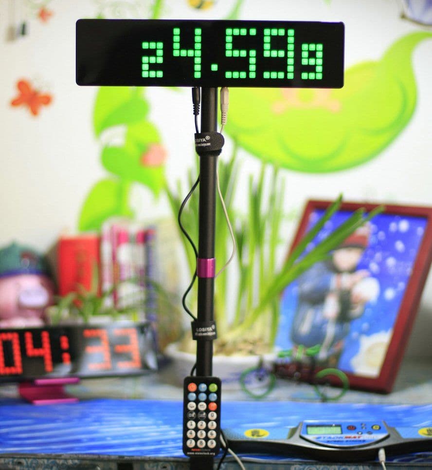 Z-Display for speed-cubing timing - green