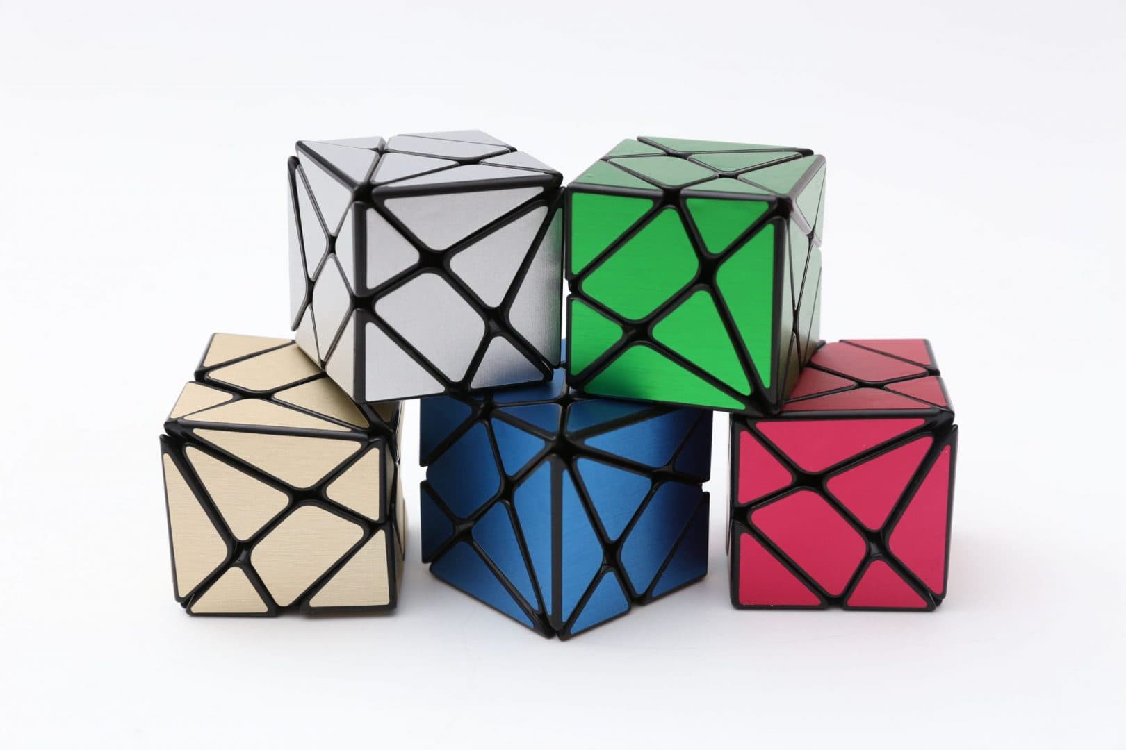 Z-Cube Axis Cube with Wire Drawing - golden
