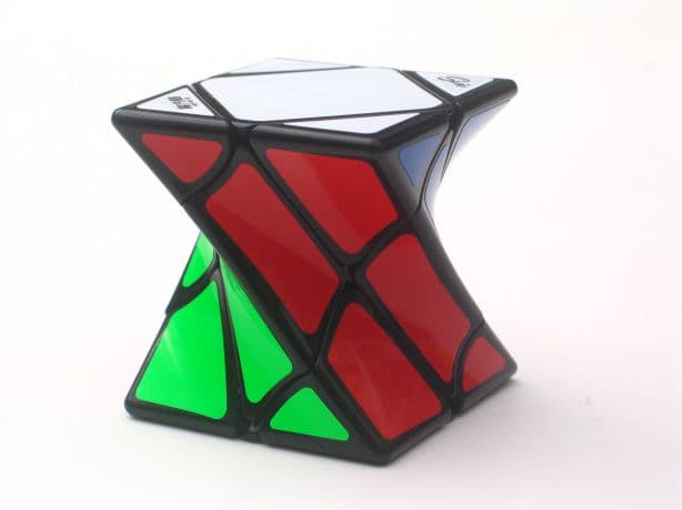 Qiyi Twisty Skewb Cube - Black image 1