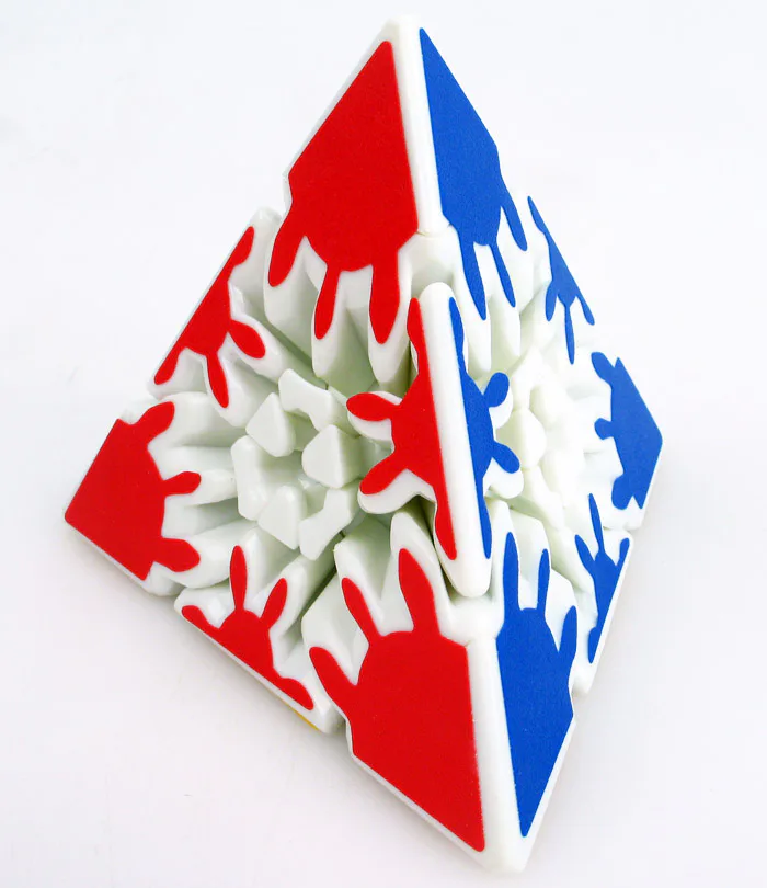 Heshu Gear Pyraminx image 1