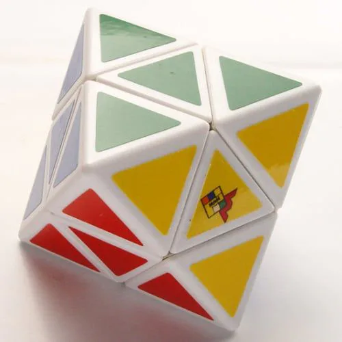 MoZhi Skewb Diamond - White image 1