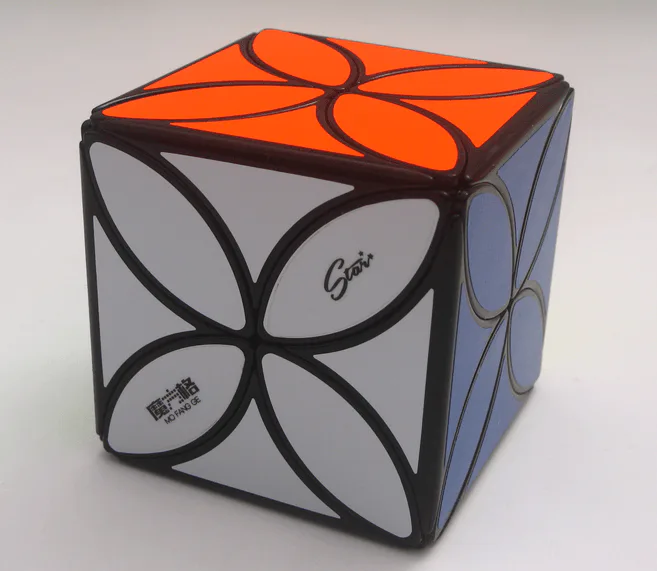 QiYi Clover Cube - Black image 1