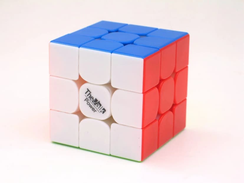 QiYi·MoFangGe Valk3 Power - Stickerless image 1