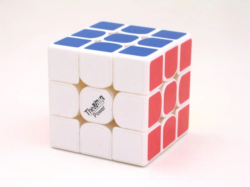 QiYi MoFangGe Valk3 Power - White image 1