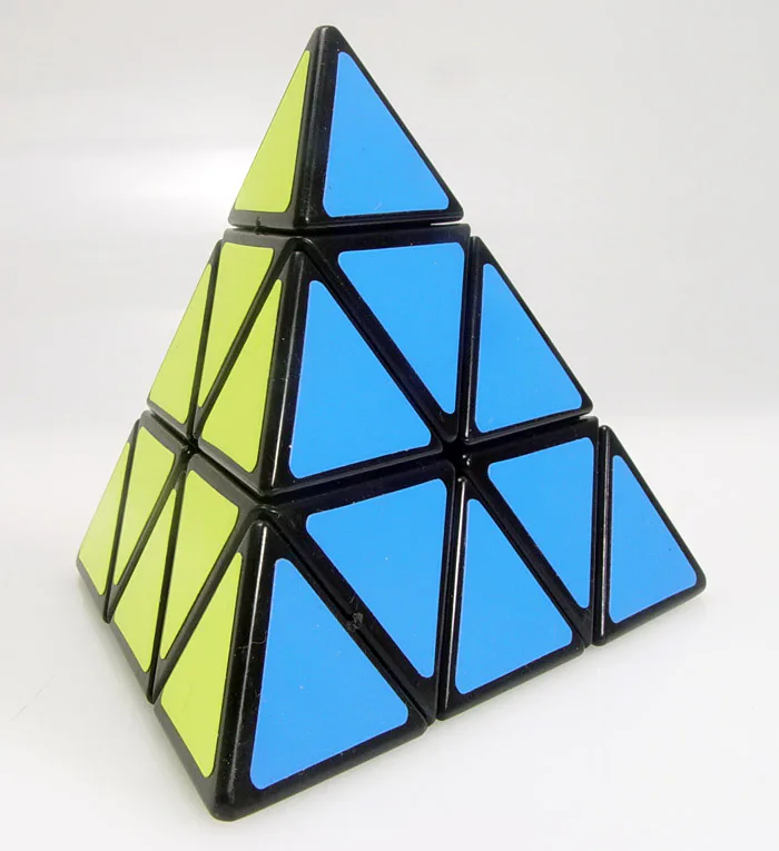 ShengShou Pyraminx - Black image 8