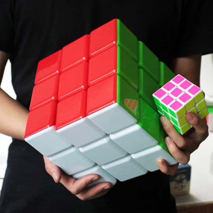 Heshu 3x3 Cube 18cm
