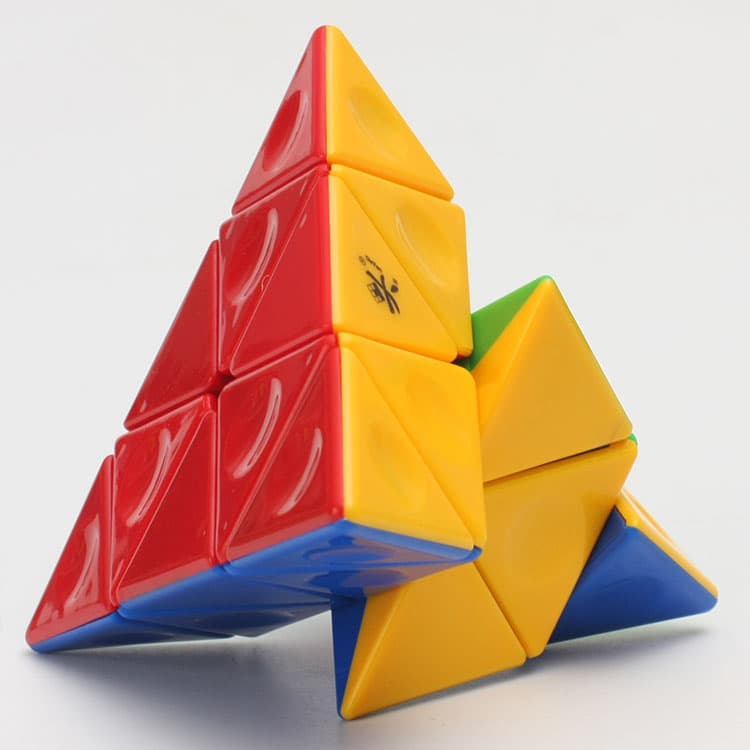 Dayan Pyraminx V2 - Stickerless image 7