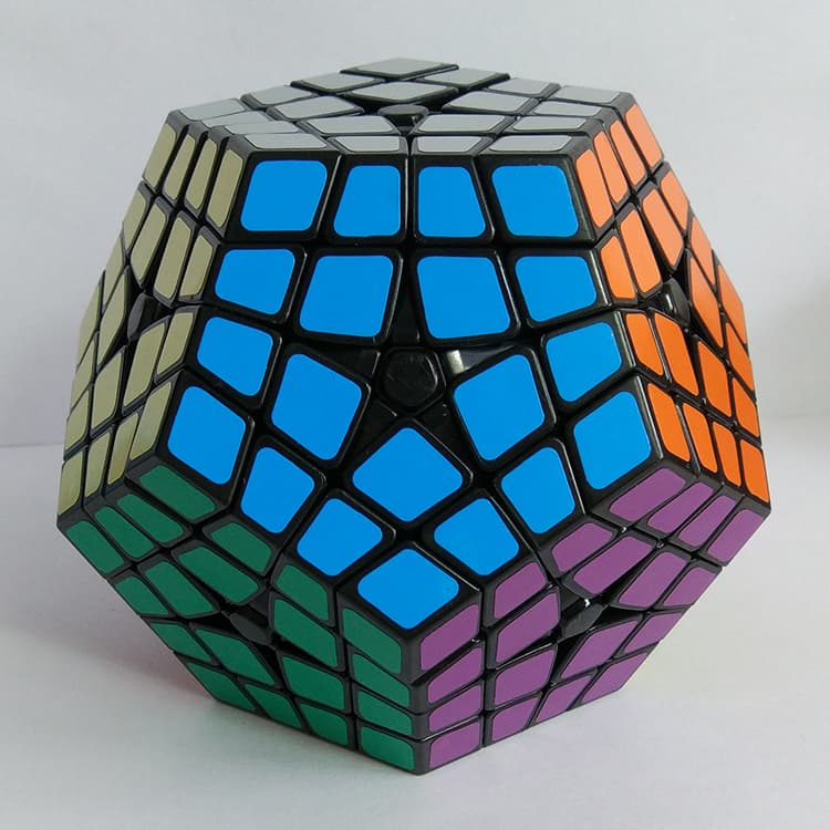 Shengshou Kilominx Cube Puzzle - Black image 1