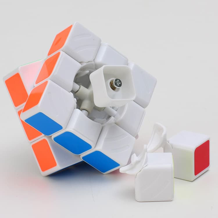 ShengShou 7cm 3x3x3 Legend - White image 17