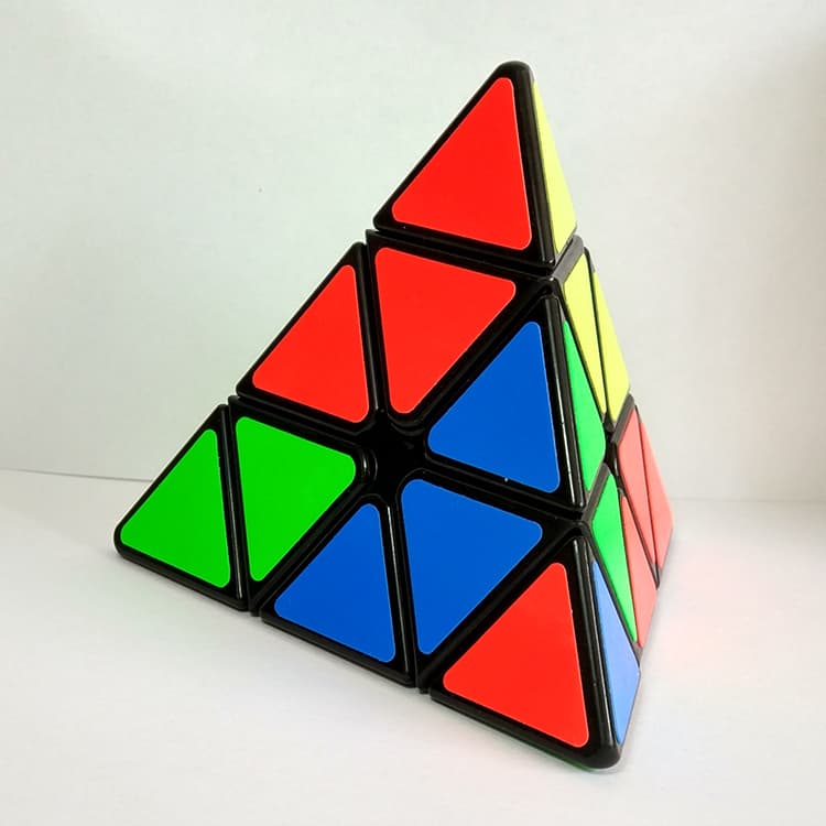 ShengShou Aurora Pyraminx - Black image 5