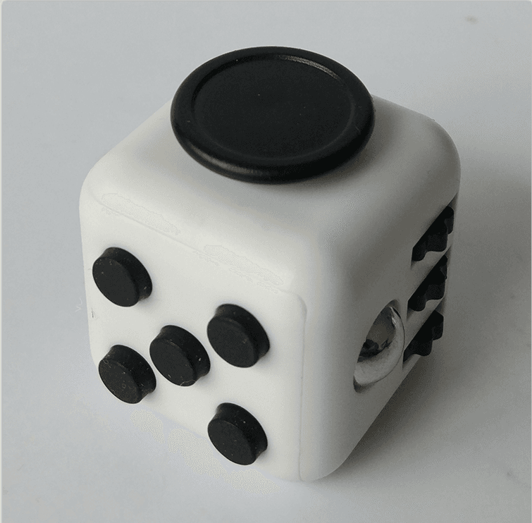 Fidget cube - black+white image 1