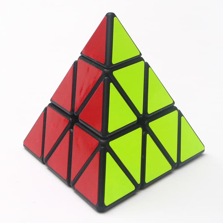 YJ Guanlong Pyraminx - Black image 1
