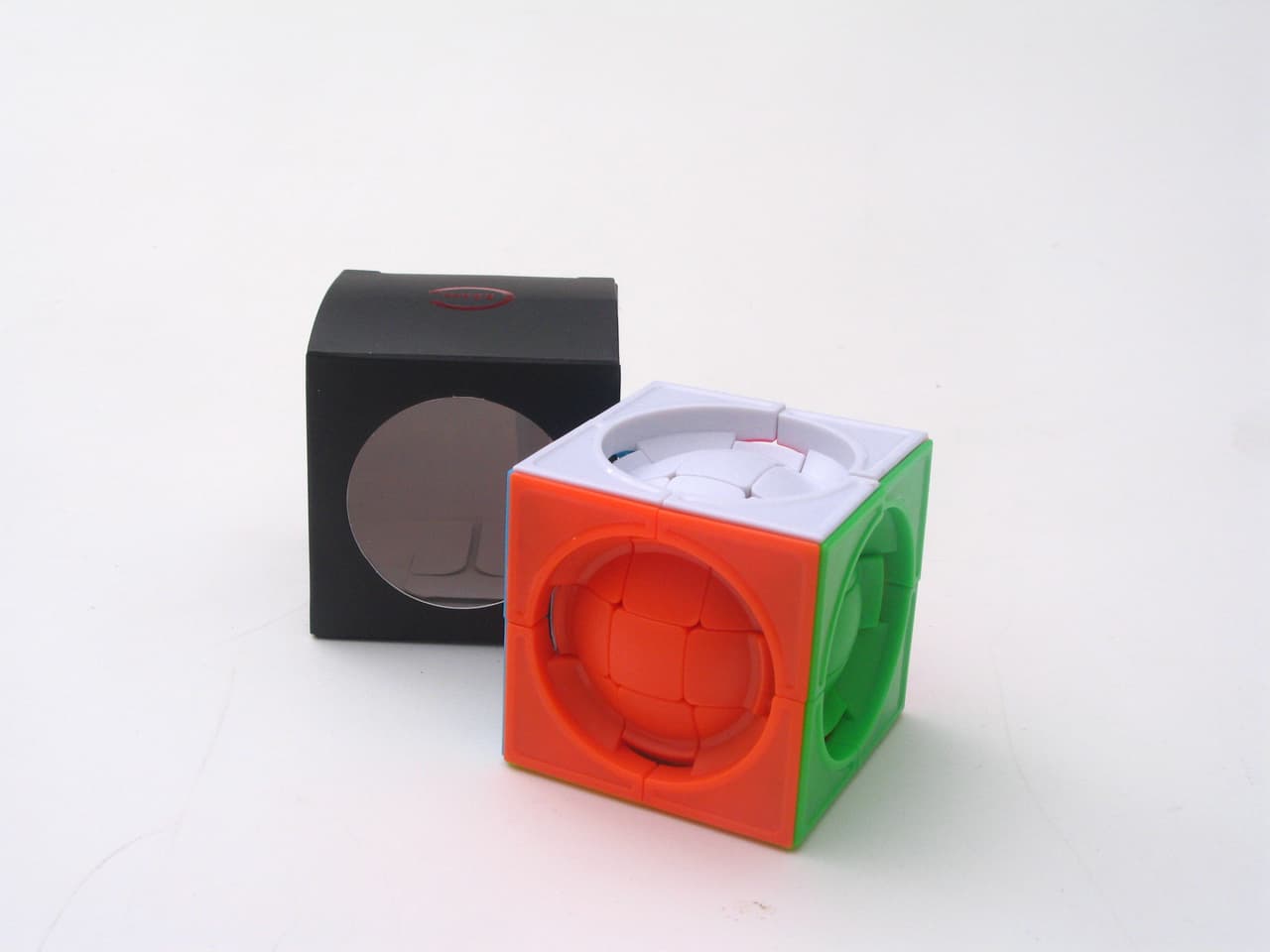 Funs Deformed 3x3x3 centrosphere - Stickerless image 4