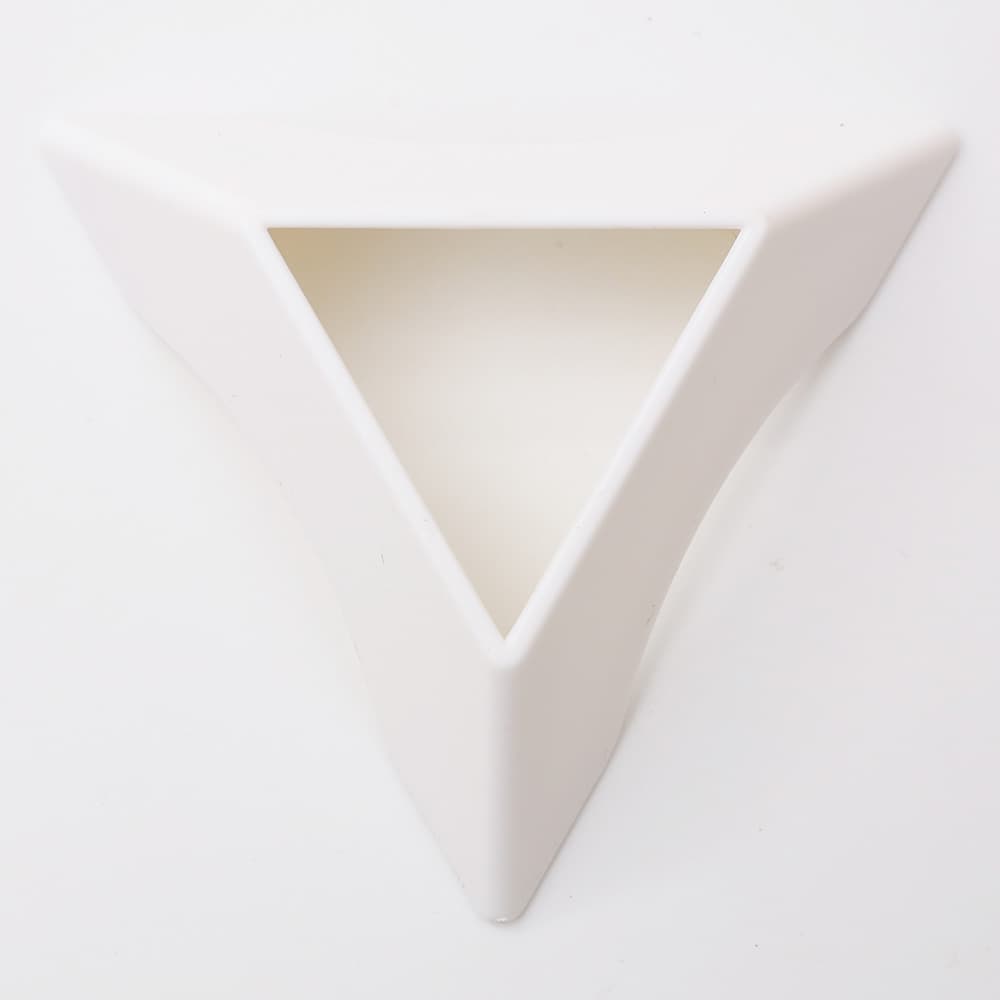 Made-in-China cube stand - White