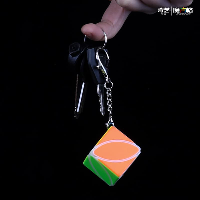 Qiyi Mofangge Ivy keychain image 3