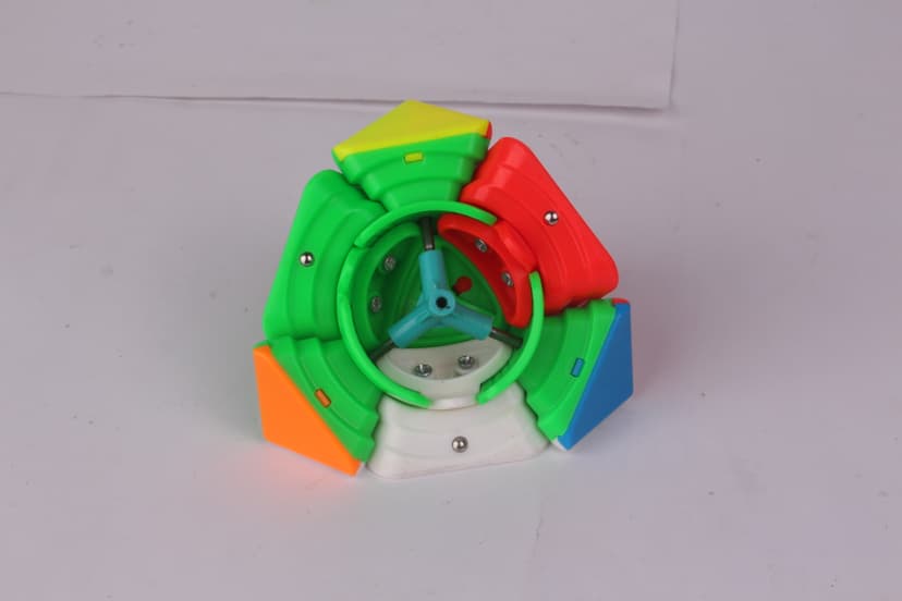 YuXin Little Magic Skewb Cube image 3