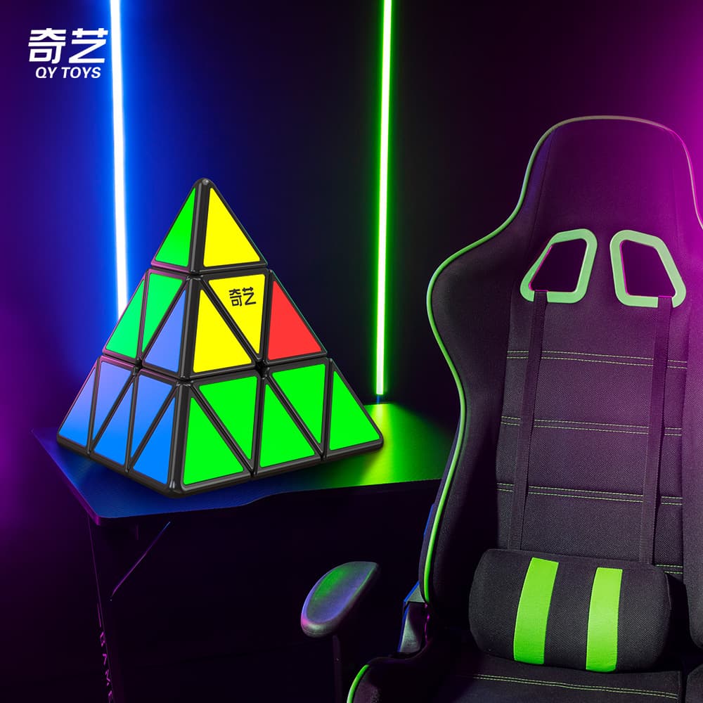 QiYi QiMing Plus Max Pyraminx (56cm) - Black image 4