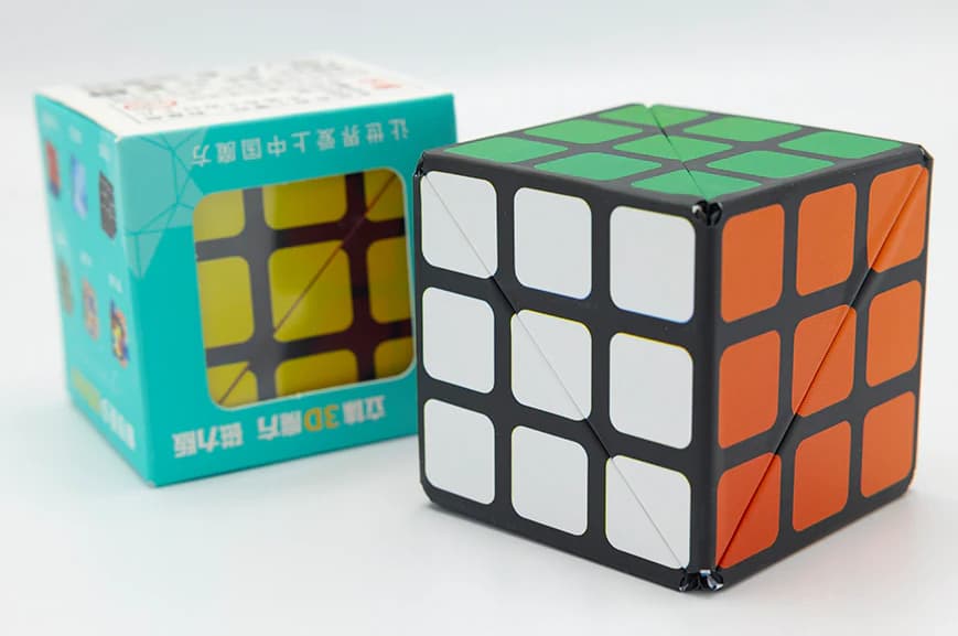 MoYu Magnetic Folding Cube - Standard image 2