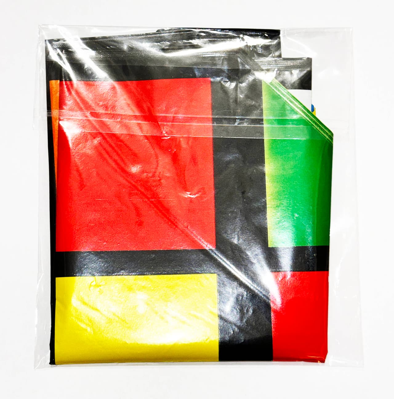 Cube Pattern PVC Balloon 35cm image 3