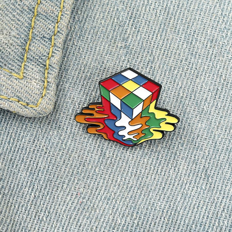 Melted-cube Brooch image 4