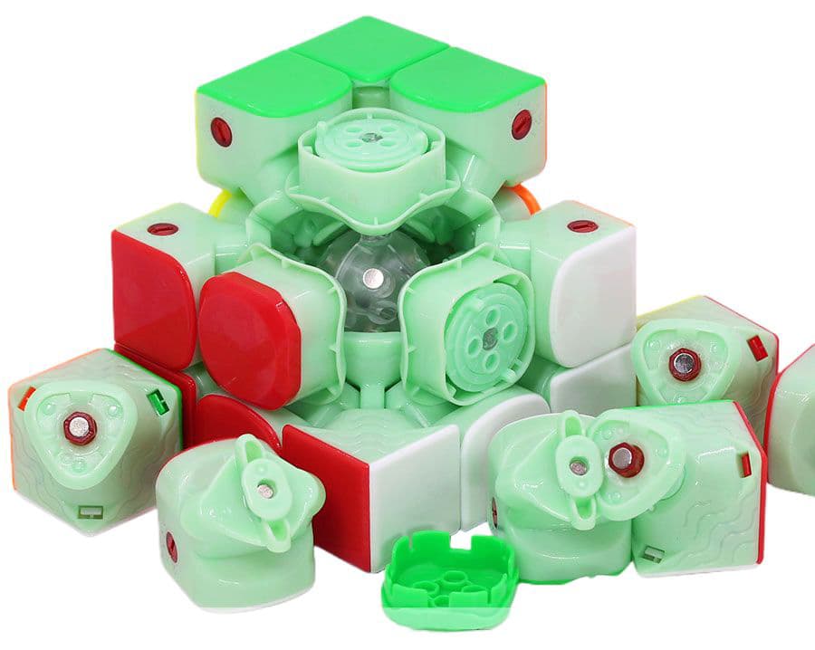 DaYan ZhanChi V5 M 3x3 Fancy image 3