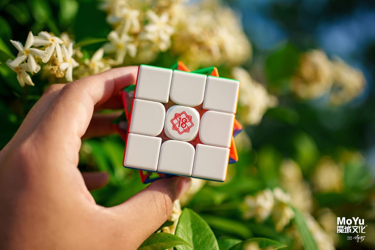 MoYu Super Weilong V2 AI 18th Anniversary - Stickerless image 18