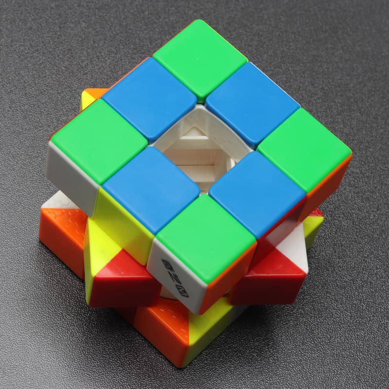 QiYi Magnetic Void 3x3 - Stickerless image 4